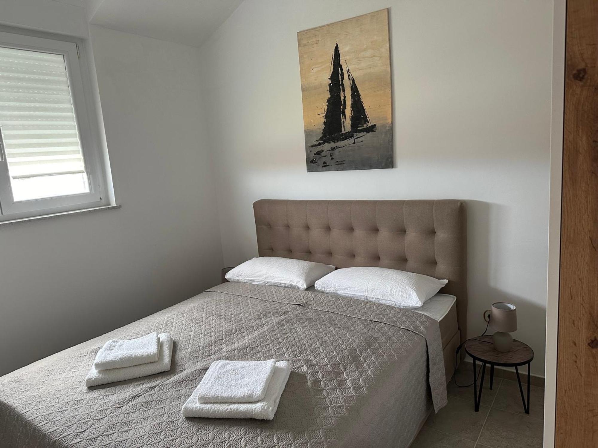 Apartments Jareb Tribalj Eksteriør billede
